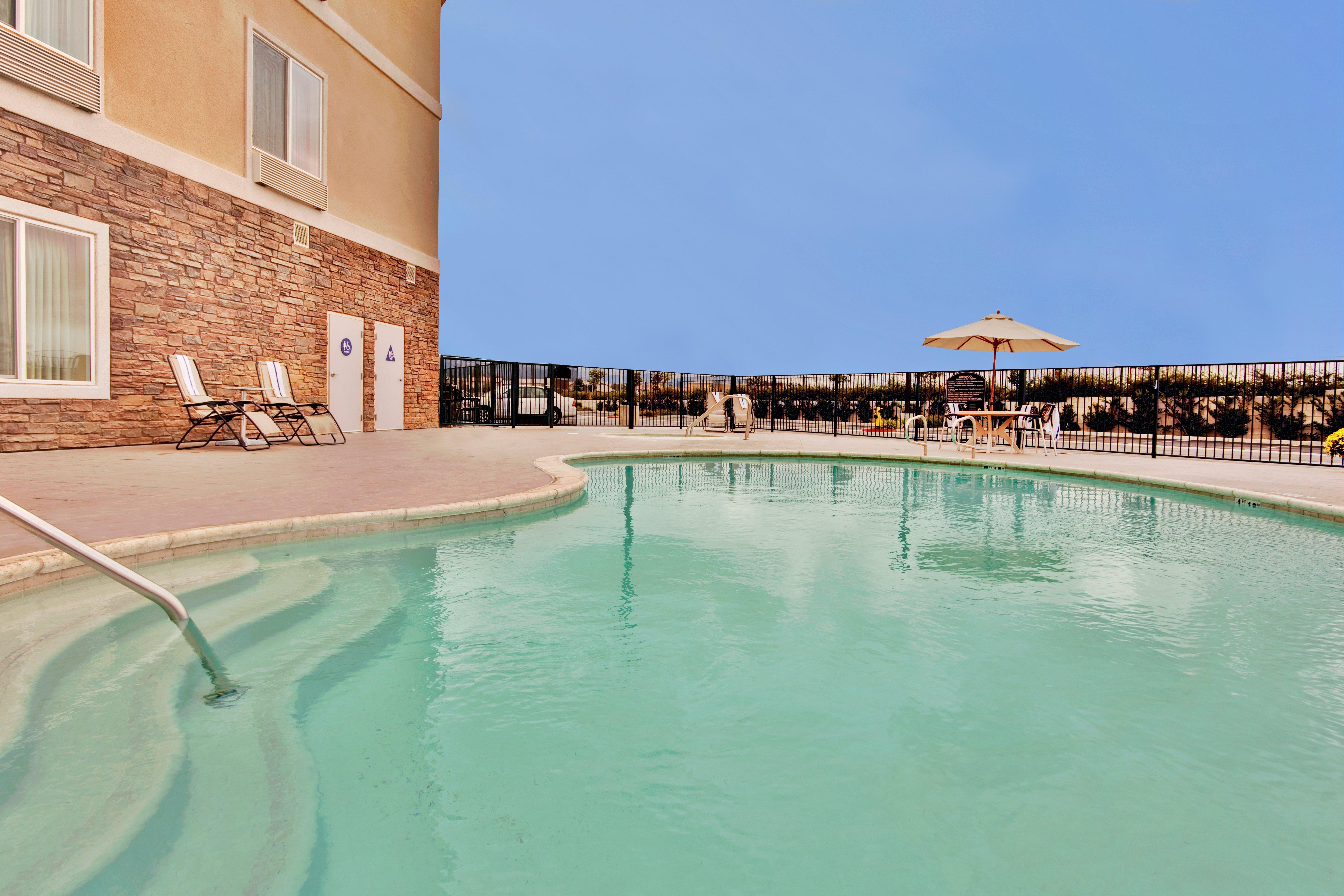 Holiday Inn Express & Suites Beaumont - Oak Valley By Ihg Bagian luar foto